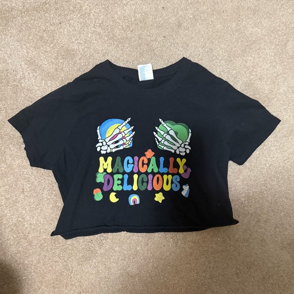 Black lucky charms skeleton hands crop top  with Colorful Print - Picture 1 of 4